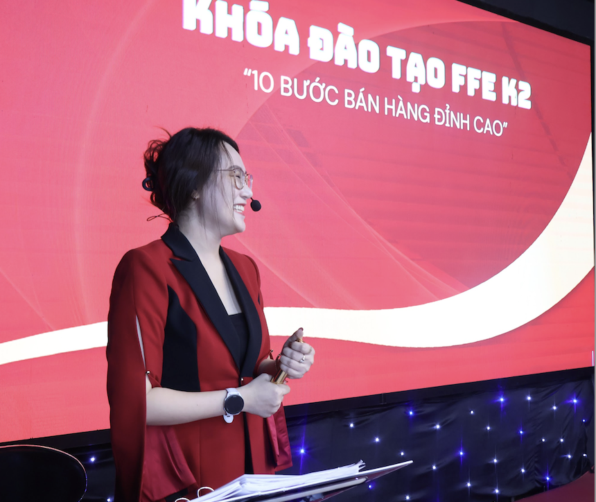 Tạ Kỳ Anh Người phụ nữ xây dòng tiền bền vững mà không đánh đổi gia đình