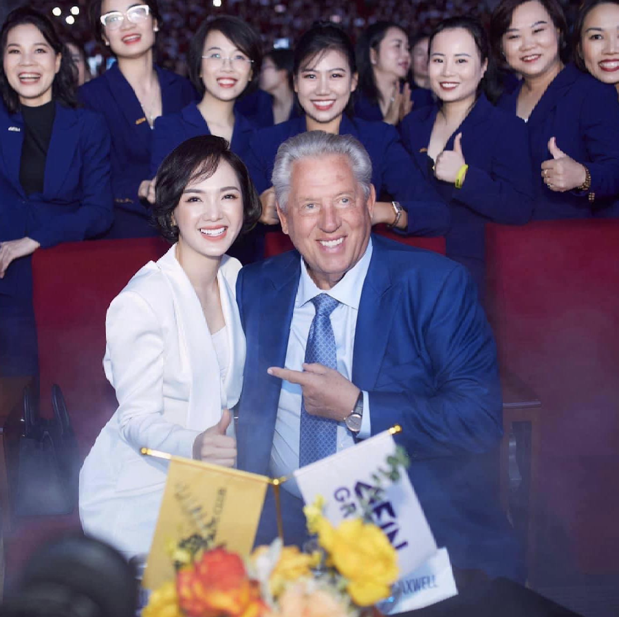 Nguyệt Trương  “Giáo dục chậm – chuyển biến sâu” và con đường khai mở ánh sáng bên trong con người