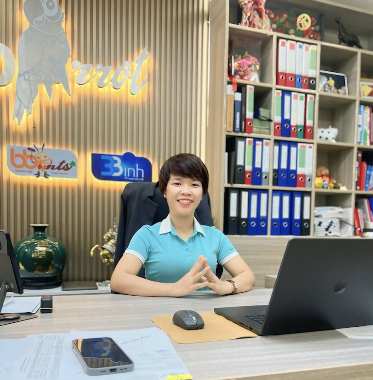 Cách Đặt Ranh Giới Công Việc Và Gia Đình Cho Mẹ Làm Chủ: 5 Đường Viền Cứu Cả Hai