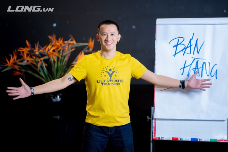 Nguyễn Quốc Trung: Từ Nhân Viên Ngân Hàng Đến Người Dẫn Đường “Từ Làm Thuê Đến Làm Chủ”